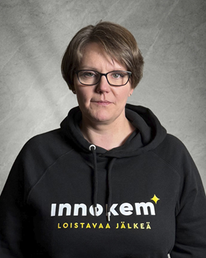 <strong>VARASTO</strong><br />
Saila Saastamoinen